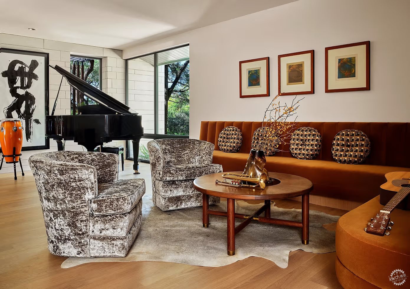 旧牧场变身现代宅，木质与石材的双重治愈第4张图片